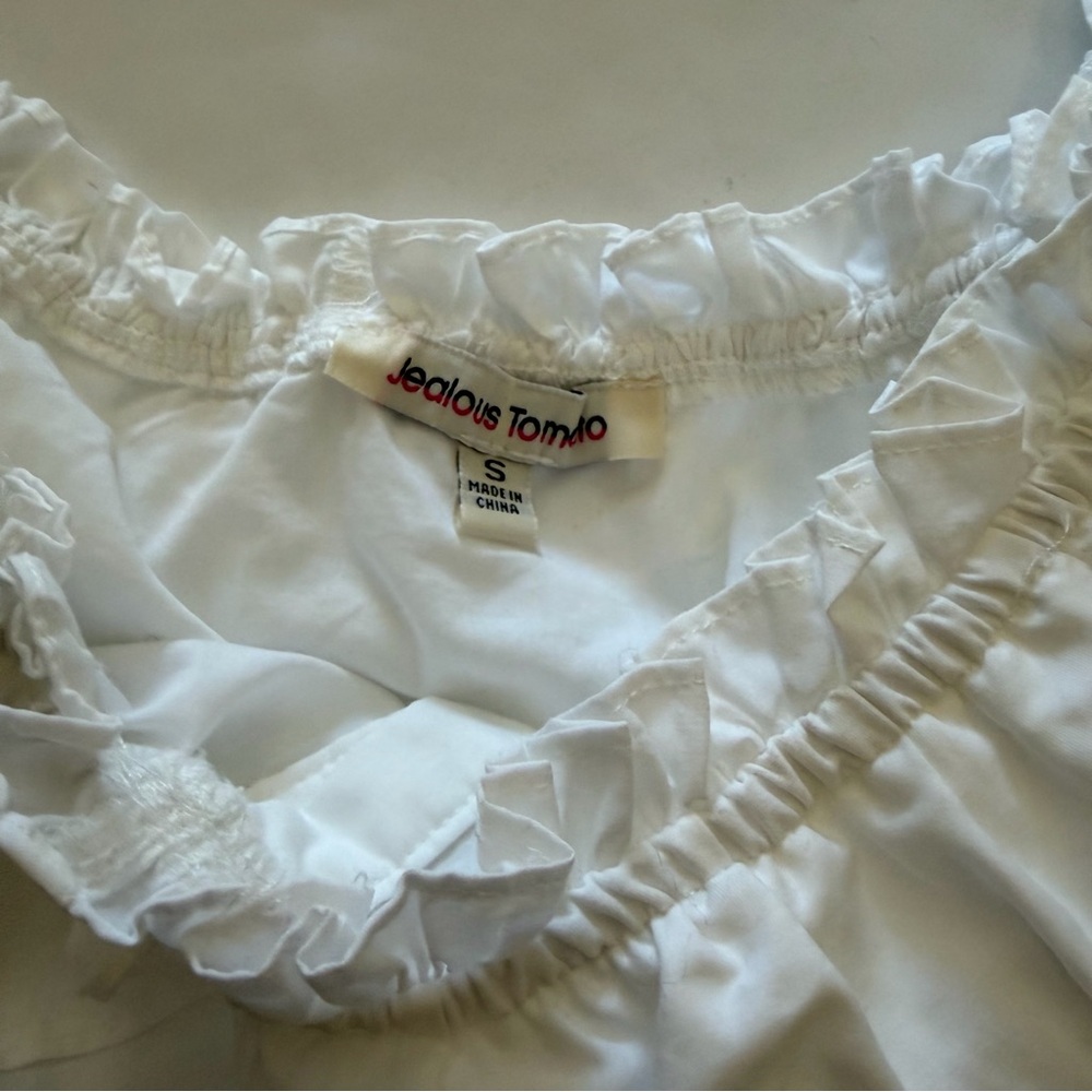 White Ruffle Off-Shoulder Blouse - Picture 5 of 8